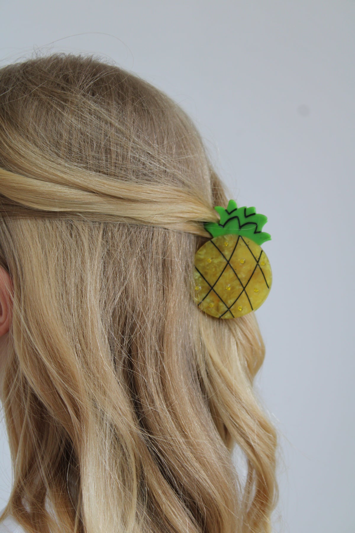 PINEAPPLE LARGE CLAW CLIP