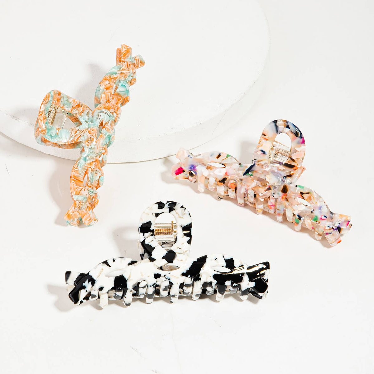 Collections by Fame Accessories - Acetate Twist Hair Claw Clip