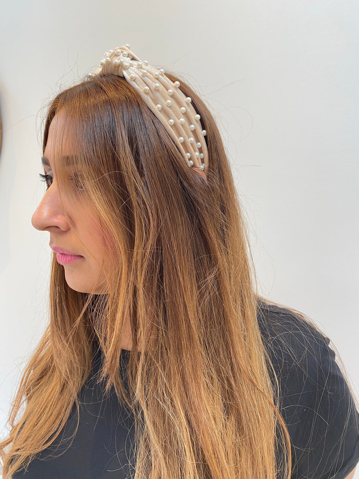 FLORENCE VELVET PEARL HEADBAND