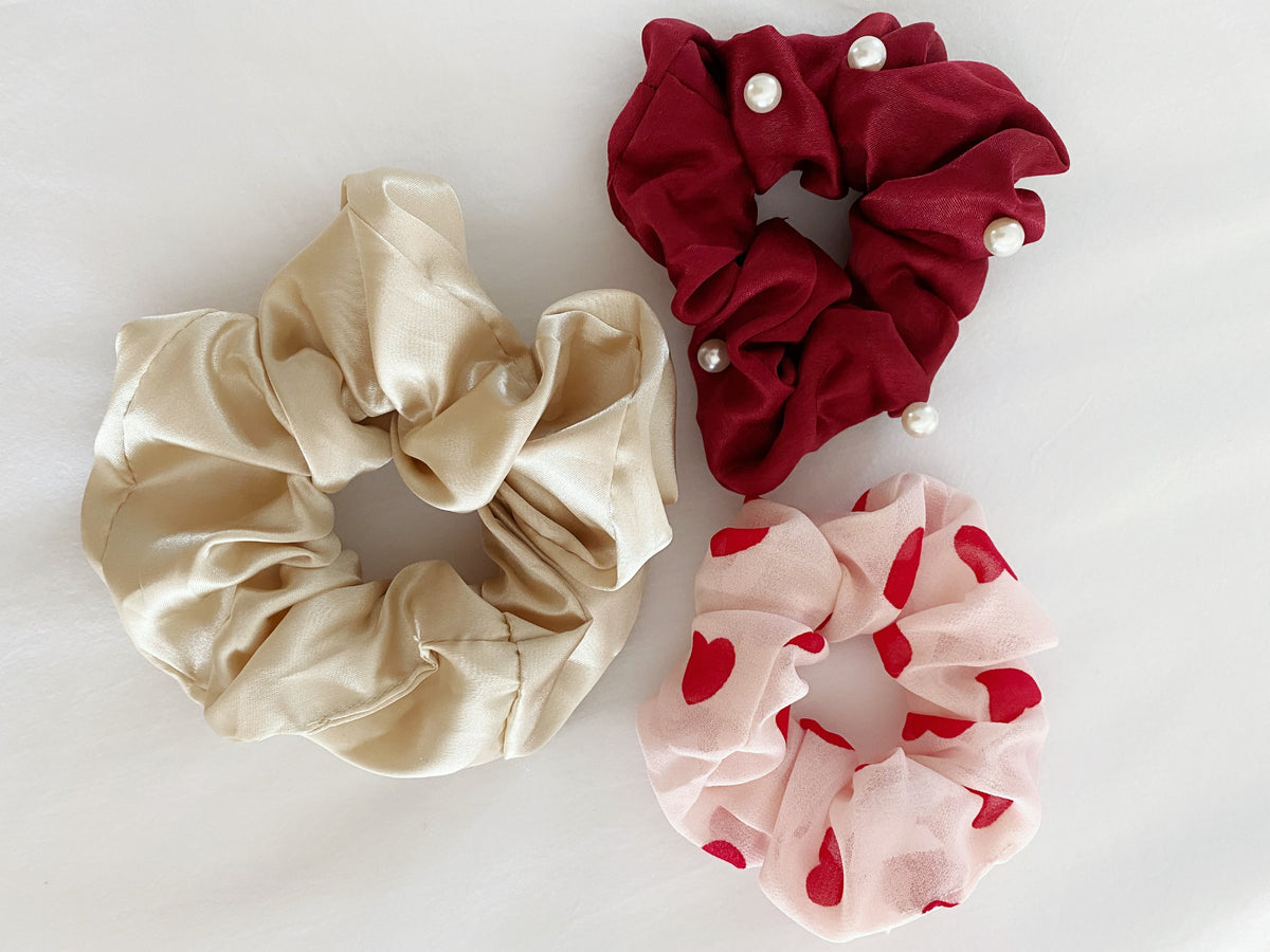 VERONA SCRUNCHIE RED PEARL