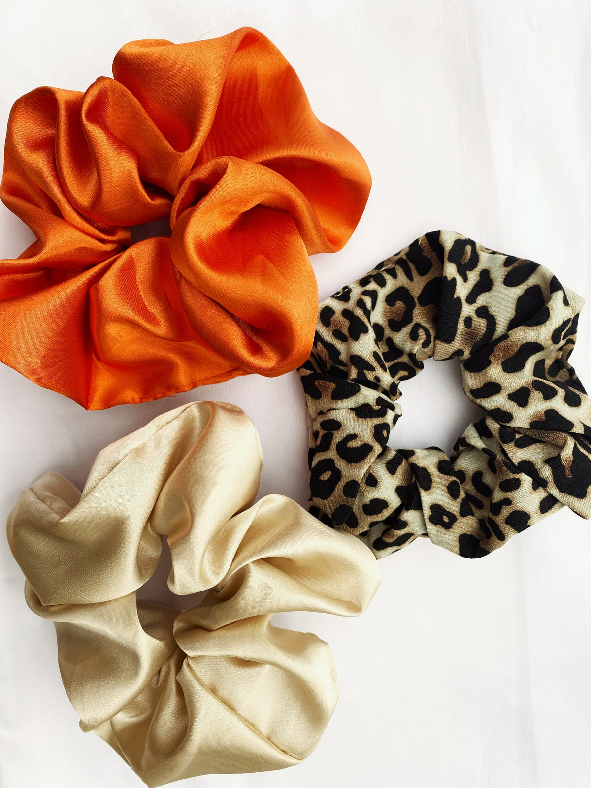 SOUTH AFRICA SCRUNCHIE CHAMPAGNE
